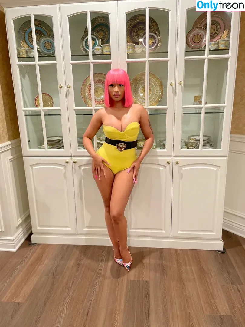 Nicki Minaj nude photo #0064 (nickiminaj)