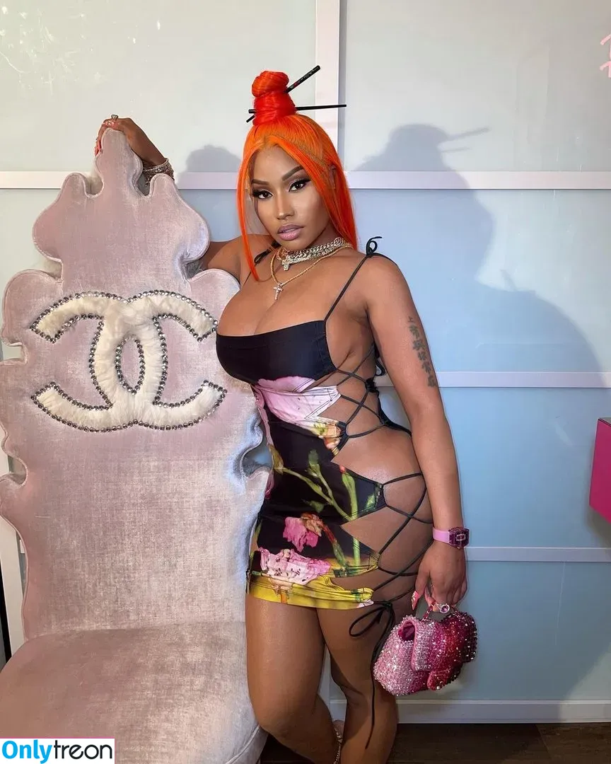 Nicki Minaj nude photo #0079 (nickiminaj)