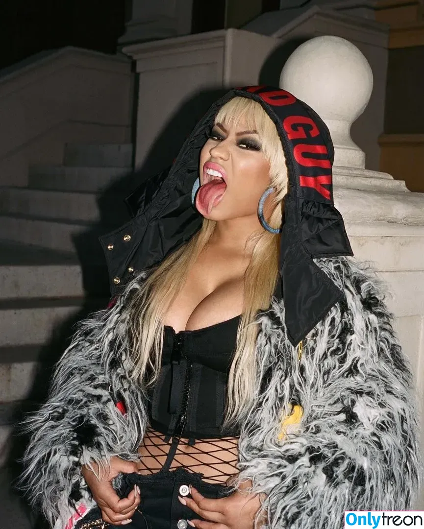 Nicki Minaj nude photo #0087 (nickiminaj)