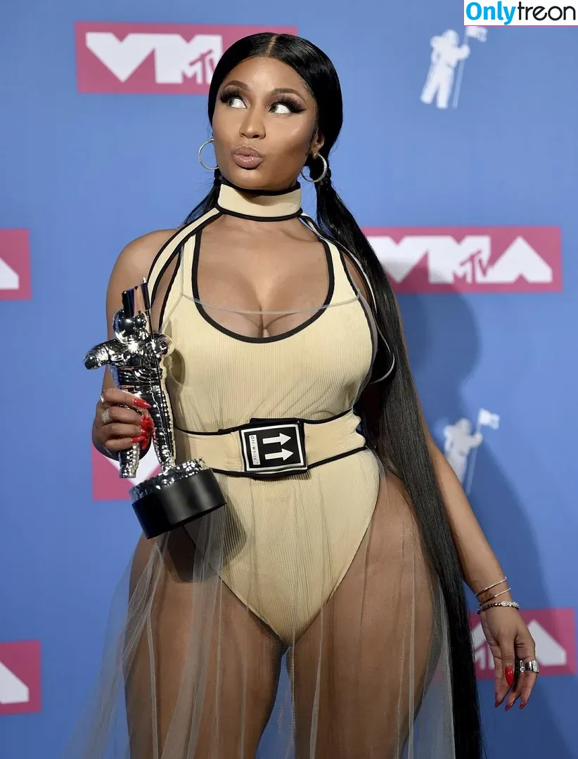 Nicki Minaj nude photo #0129 (nickiminaj)