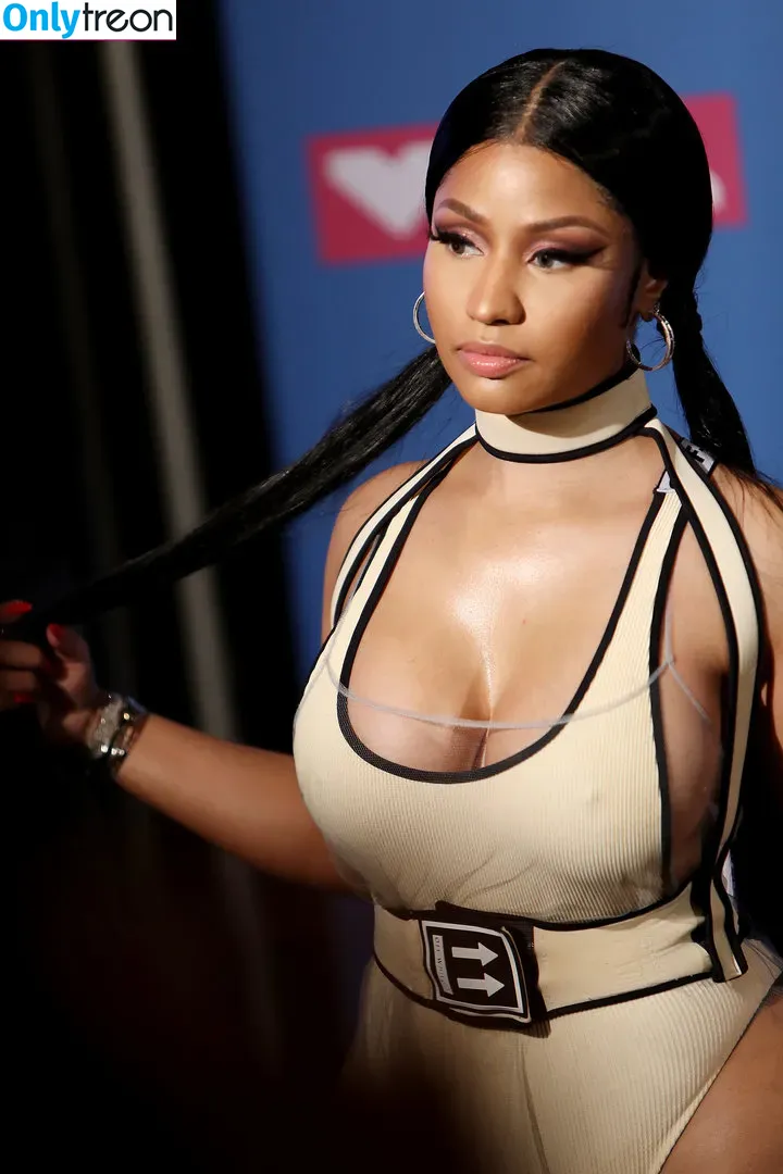 Nicki Minaj nude photo #0132 (nickiminaj)