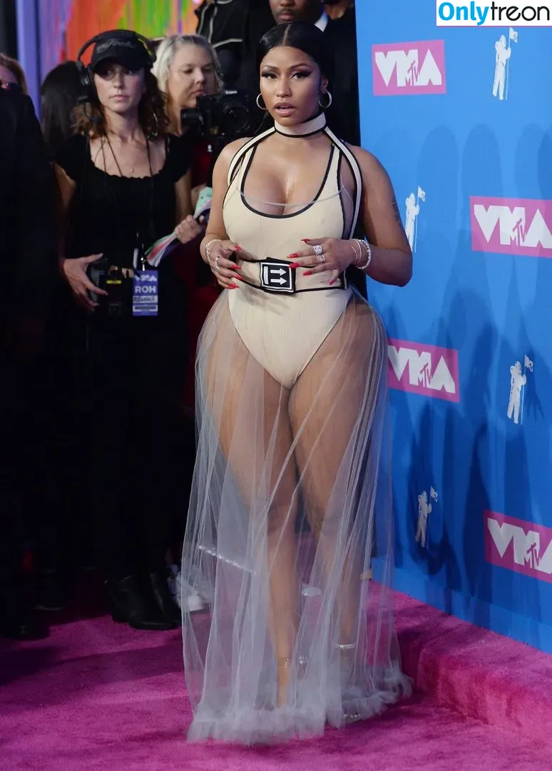 Nicki Minaj nude photo #0133 (nickiminaj)