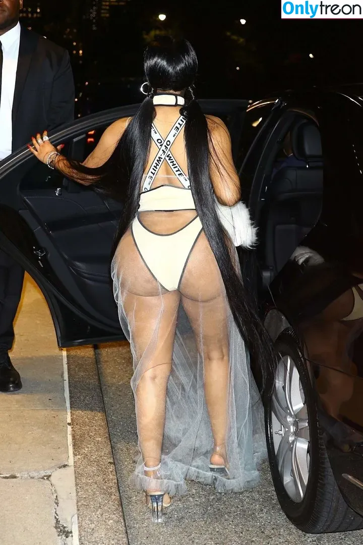 Nicki Minaj nude photo #0139 (nickiminaj)