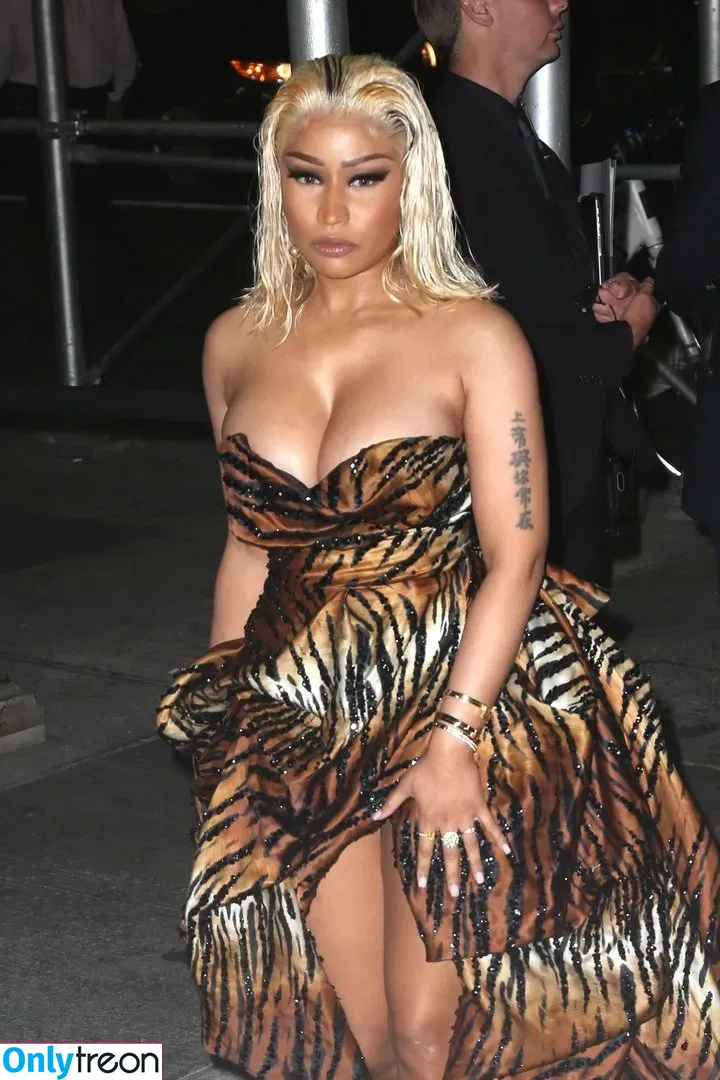 Nicki Minaj nude photo #0157 (nickiminaj)