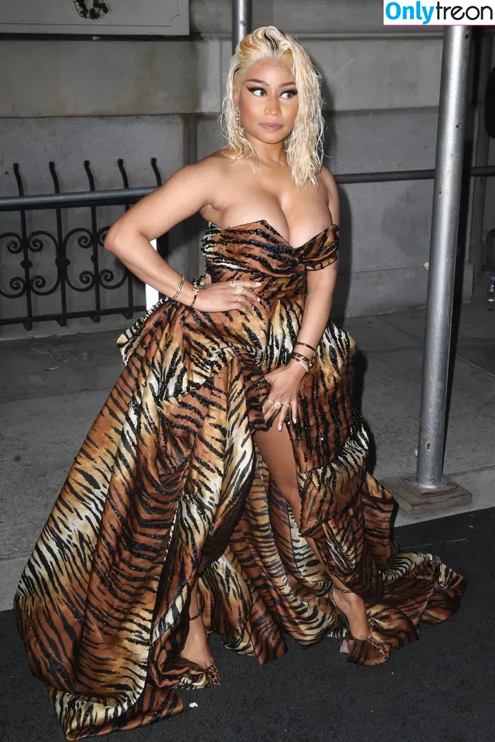 Nicki Minaj nude photo #0161 (nickiminaj)