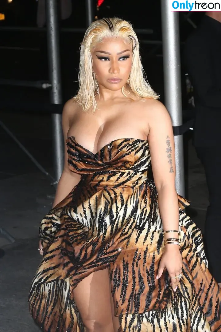 Nicki Minaj nude photo #0167 (nickiminaj)