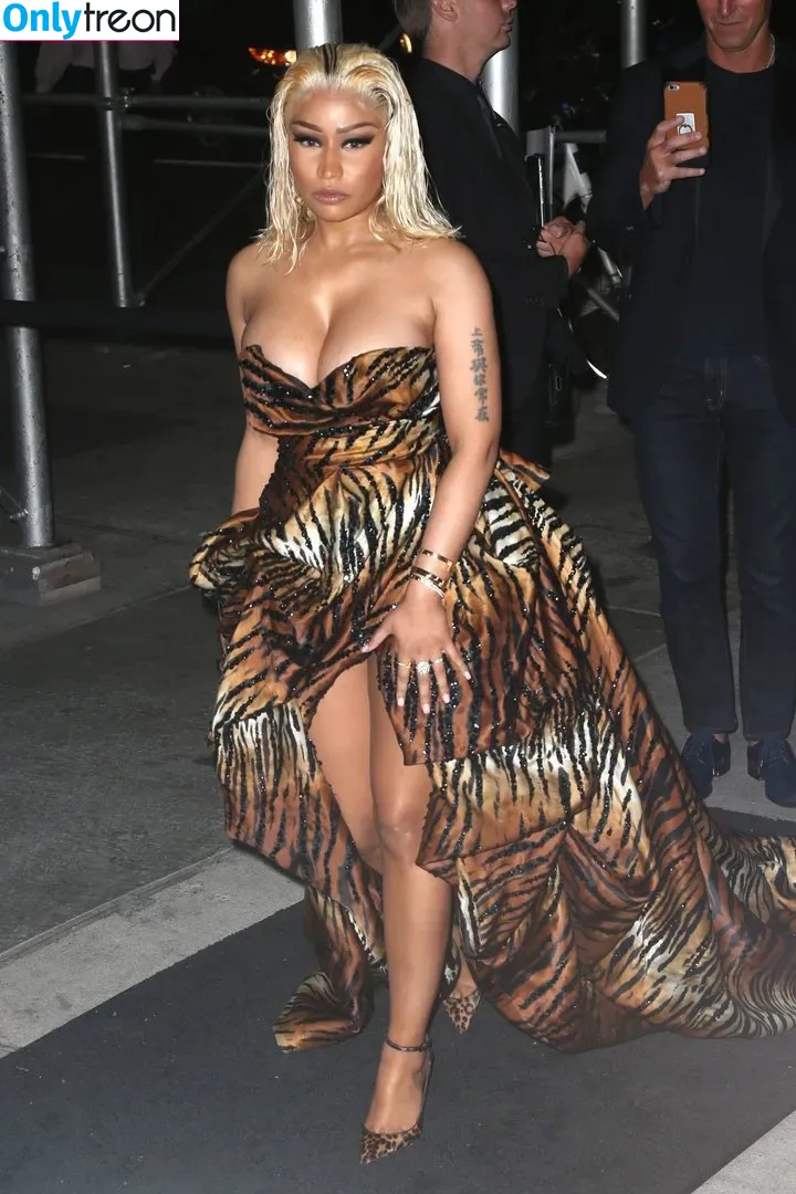 Nicki Minaj nude photo #0170 (nickiminaj)