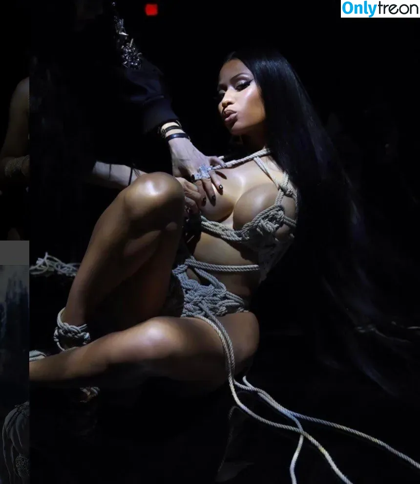 Nicki Minaj nude photo #0182 (nickiminaj)