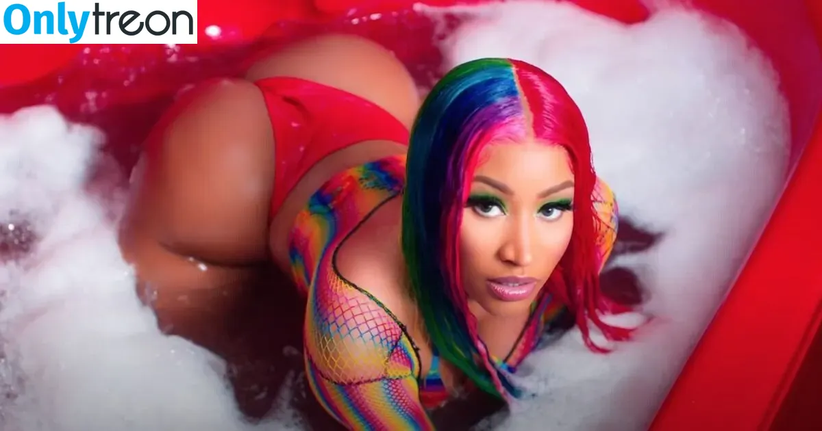 Nicki Minaj nude photo #0190 (nickiminaj)