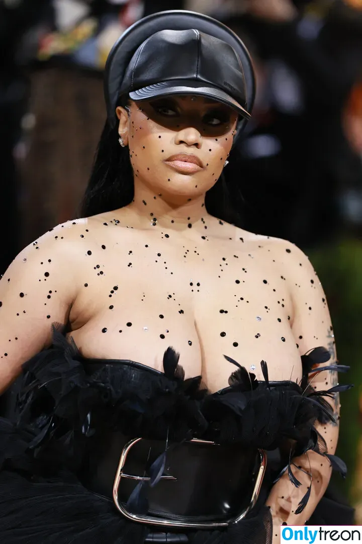 Nicki Minaj nude photo #0206 (nickiminaj)