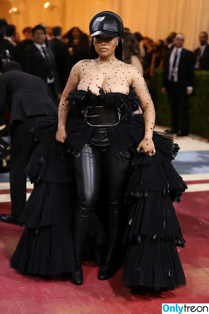 Nicki Minaj nude photo #0207 (nickiminaj)