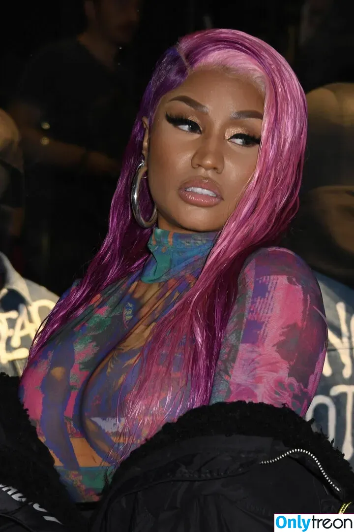 Nicki Minaj nude photo #0246 (nickiminaj)