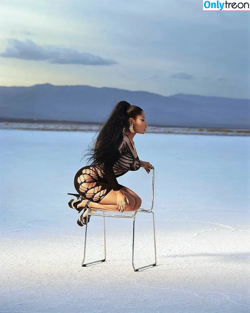 Nicki Minaj nude photo #0280 (nickiminaj)