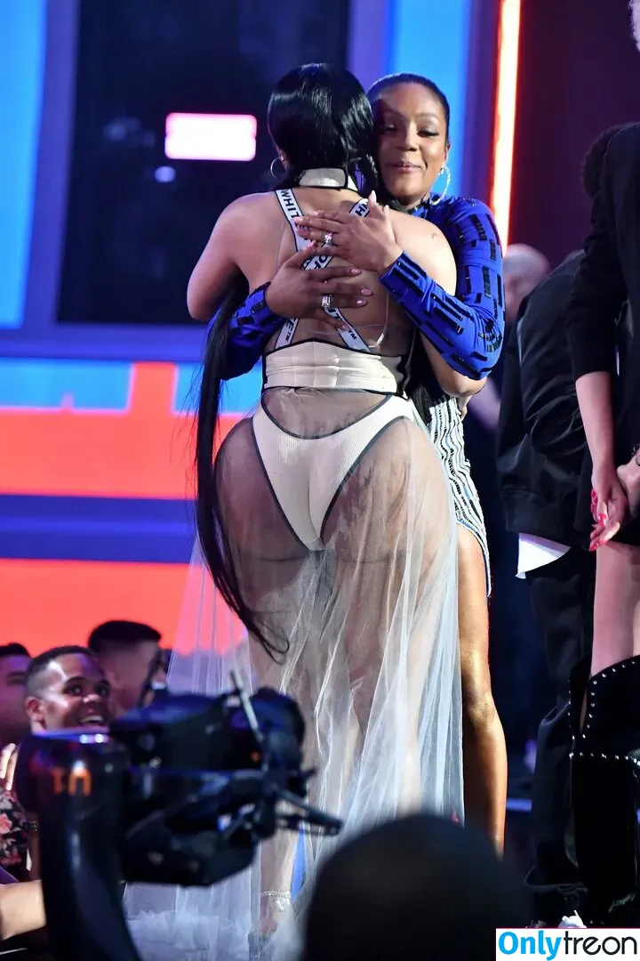 Nicki Minaj nude photo #0297 (nickiminaj)