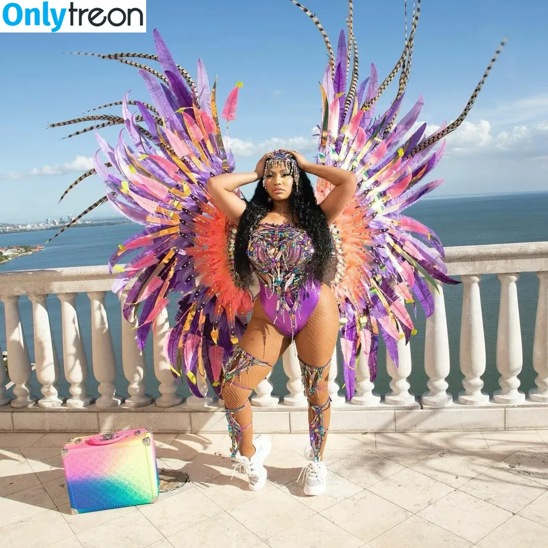 Nicki Minaj nude photo #0312 (nickiminaj)
