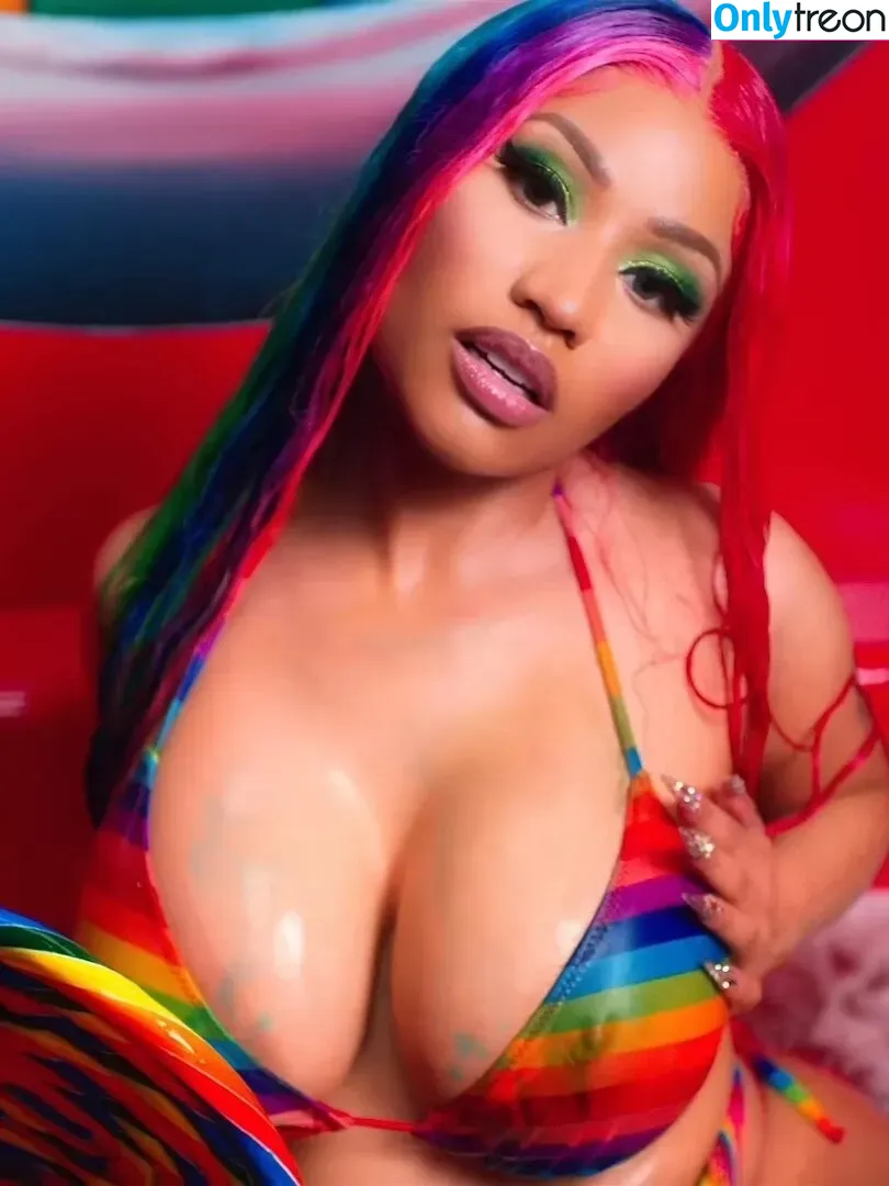 Nicki Minaj nude photo #0351 (nickiminaj)