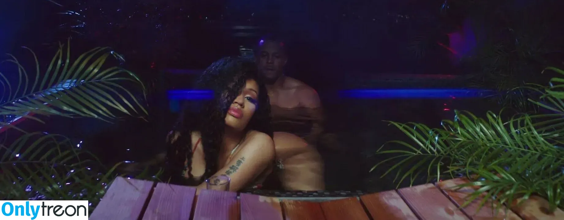 Nicki Minaj nude photo #0371 (nickiminaj)