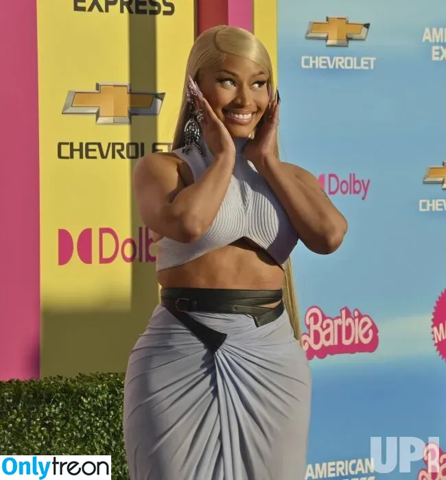 Nicki Minaj nude photo #0454 (nickiminaj)