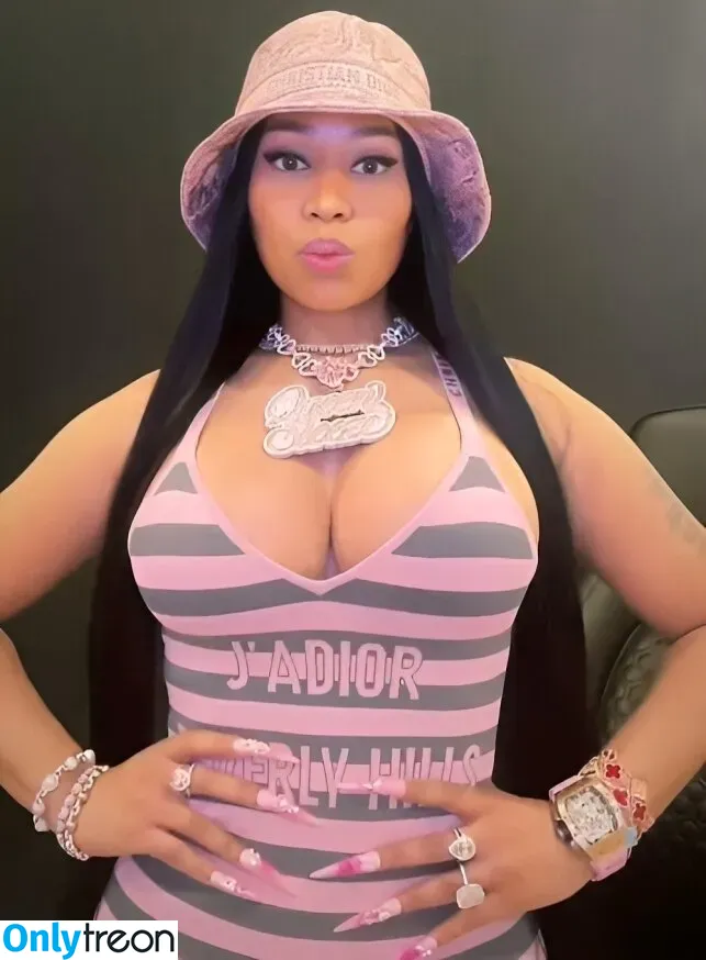 Nicki Minaj nude photo #0495 (nickiminaj)