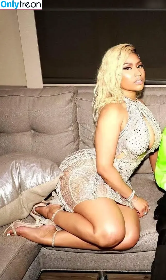 Nicki Minaj nude photo #0747 (nickiminaj)