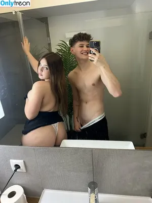 nickxclaire / xclairyx nude photo #0004