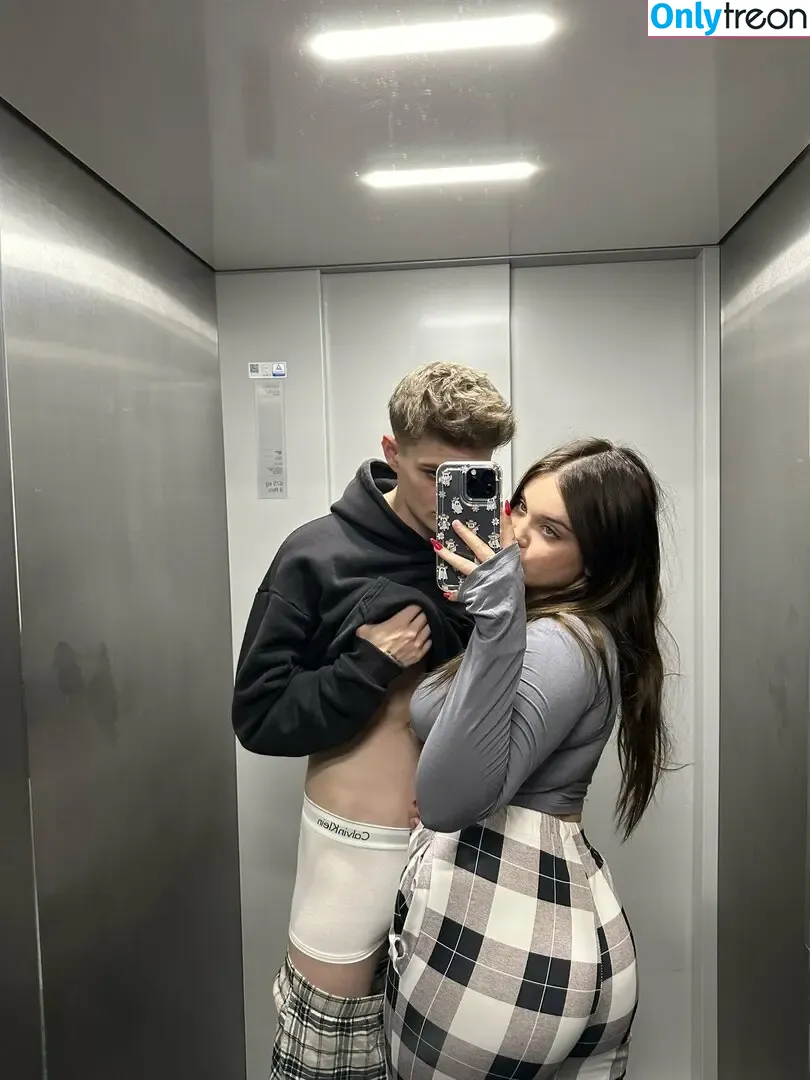 nickxclaire nude photo #0015 (xclairyx)