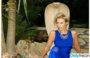 Nicky Whelan / nickywhelan nude photo #0324