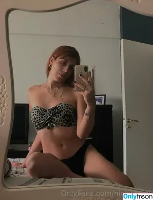  nude photo #0010