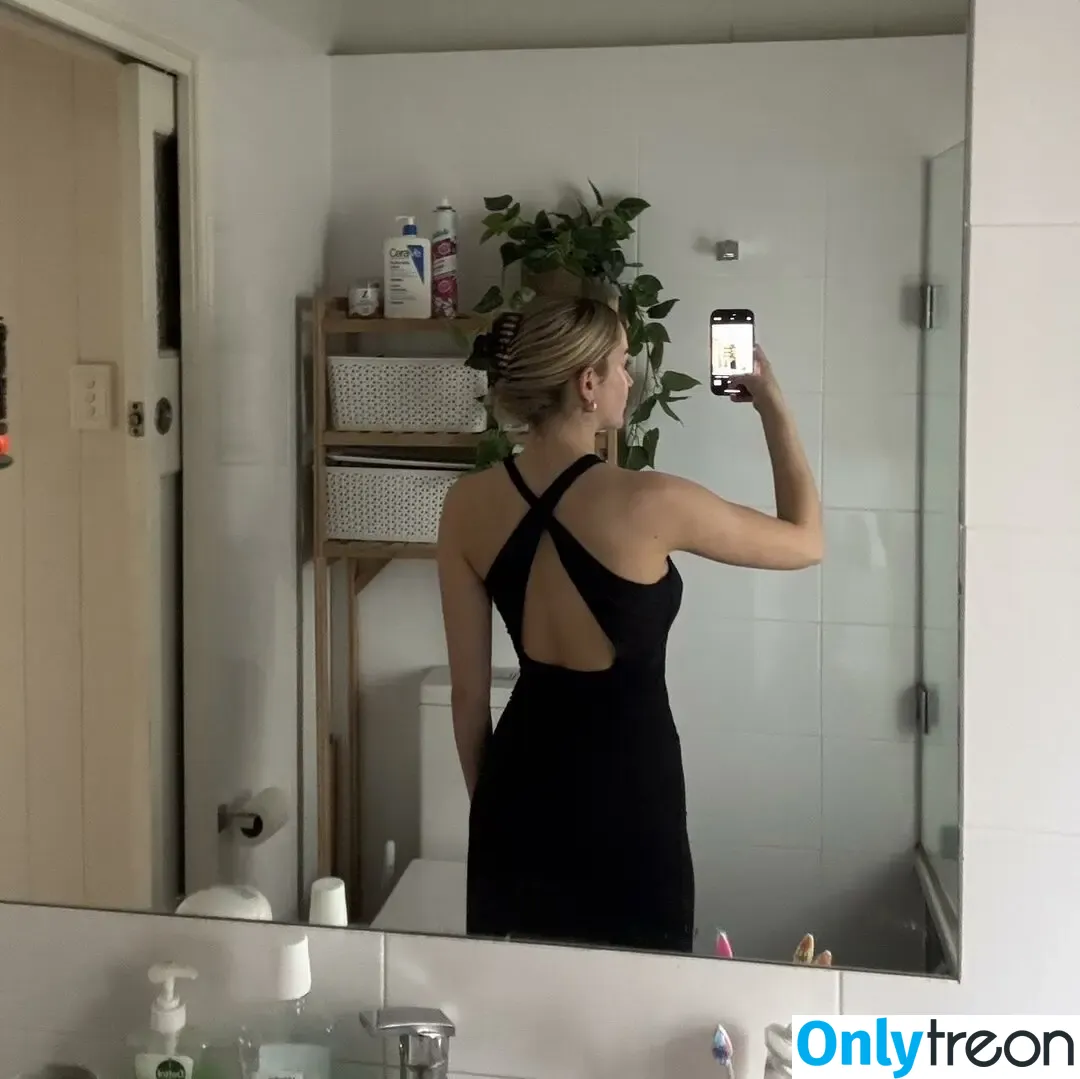 Nicola Crisa nude photo #0092 (Nicola.Crisa)