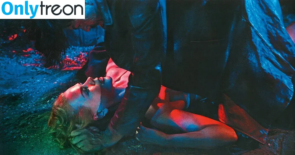 Nicole Kidman nude photo #0084 (kidmanupdates / nicolekidman)