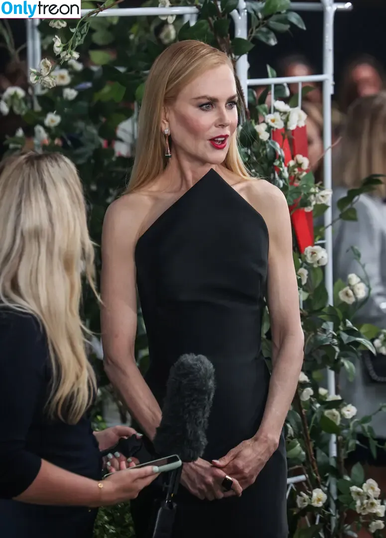 Nicole Kidman nude photo #0499 (kidmanupdates / nicolekidman)