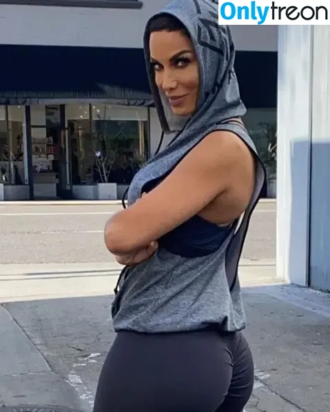 Nicole Murphy nude photo #0010 (nicolemurphy035 / nikimurphy)