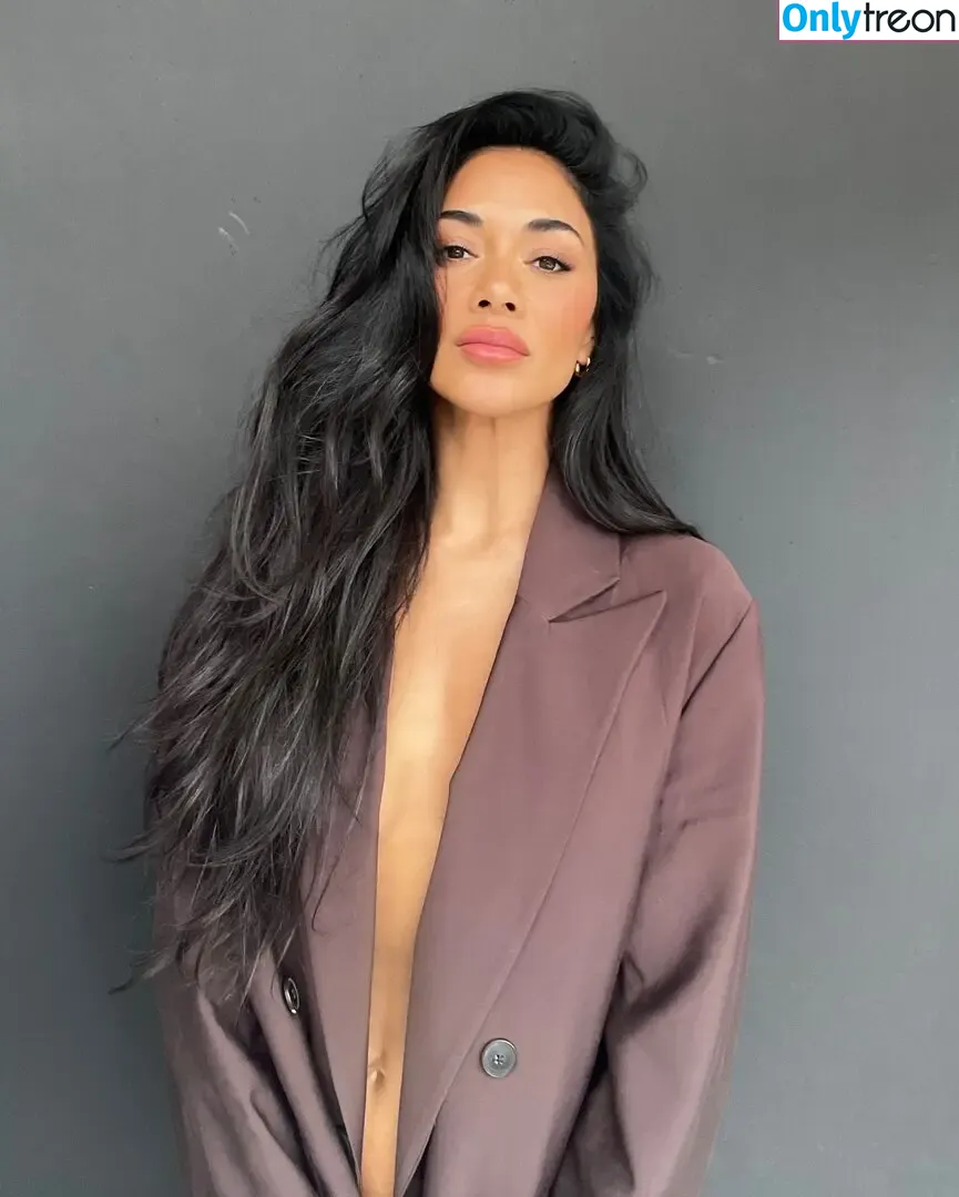 Nicole Scherzinger nude photo #2768 (NicoleScherzy / nicolescherzinger)