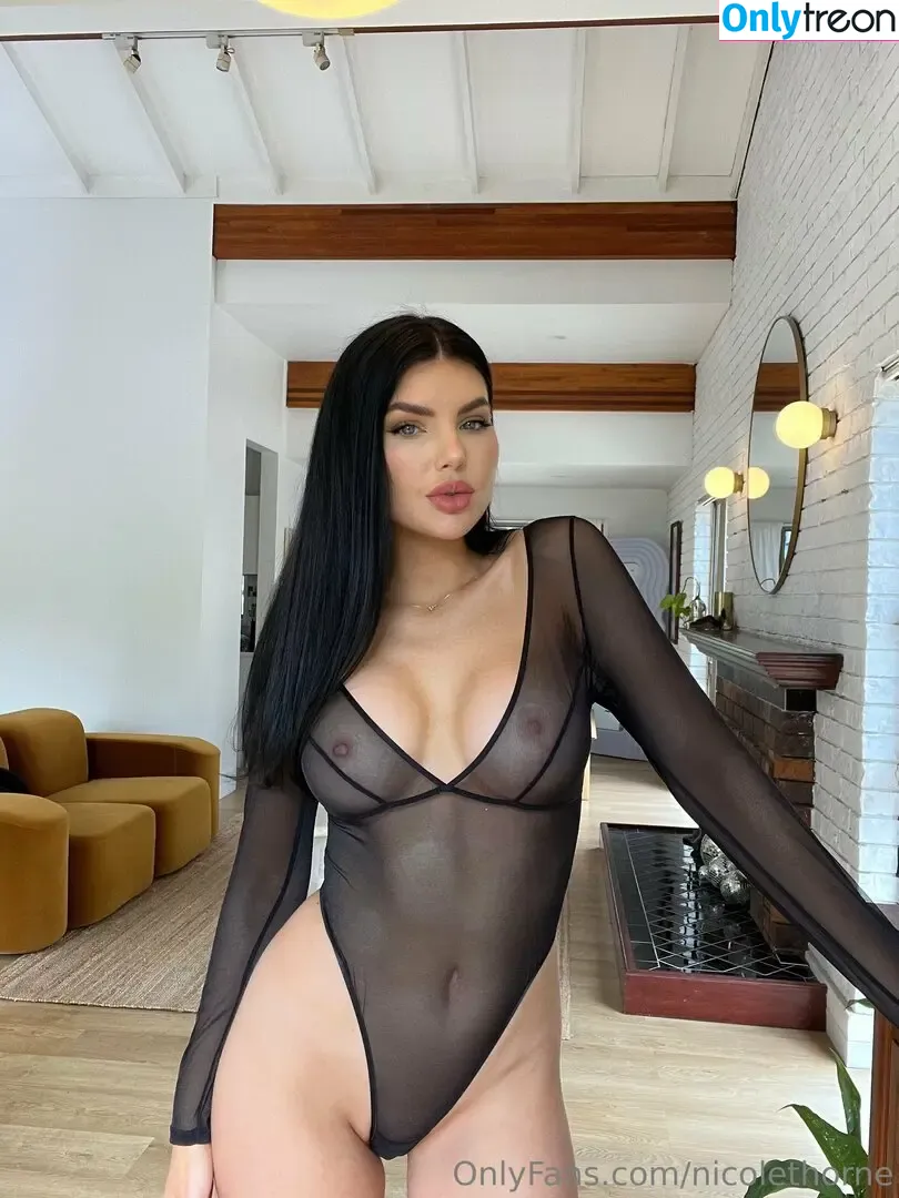 Nicole Thorne nude photo #0198 (nicolethorne)