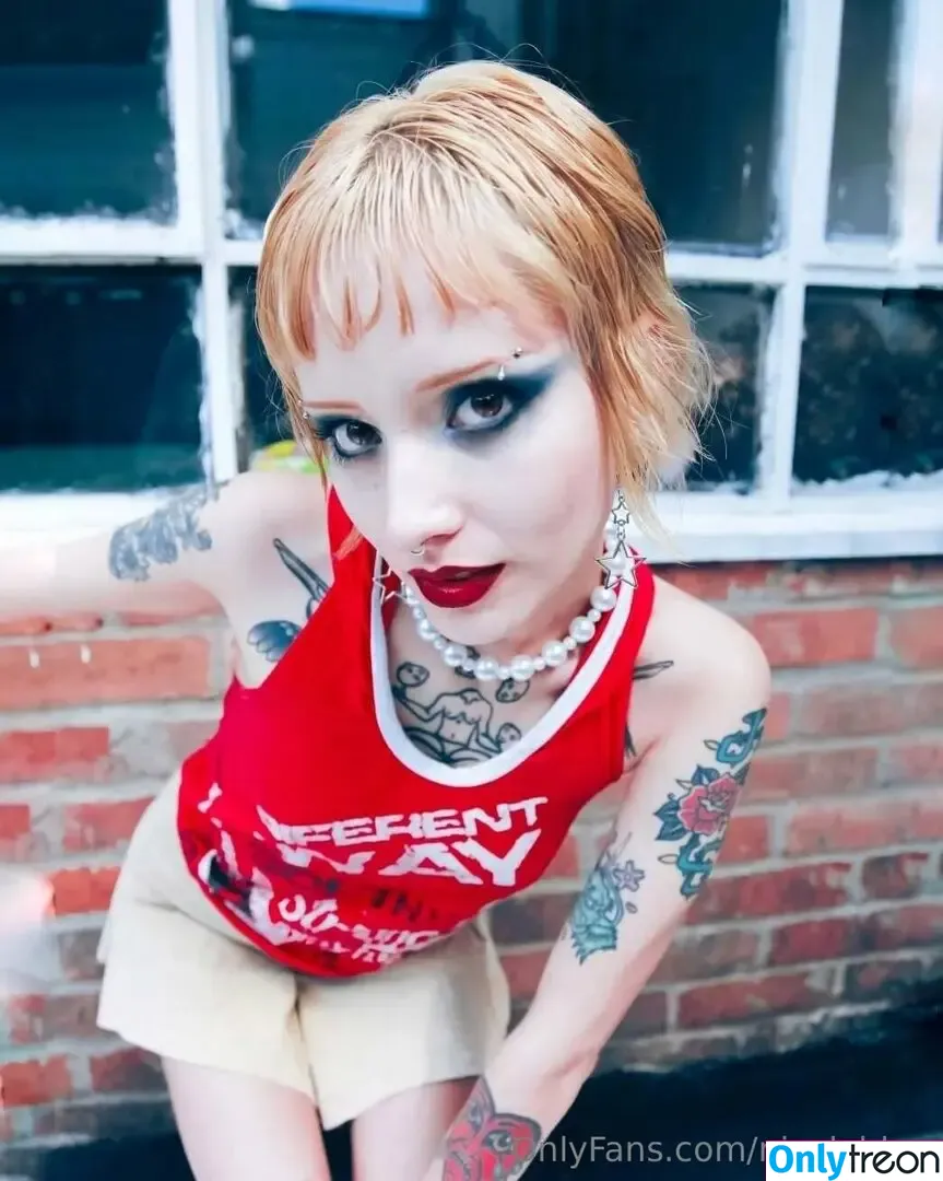 nicoleblue nude photo #0001 (yagirlblue1)