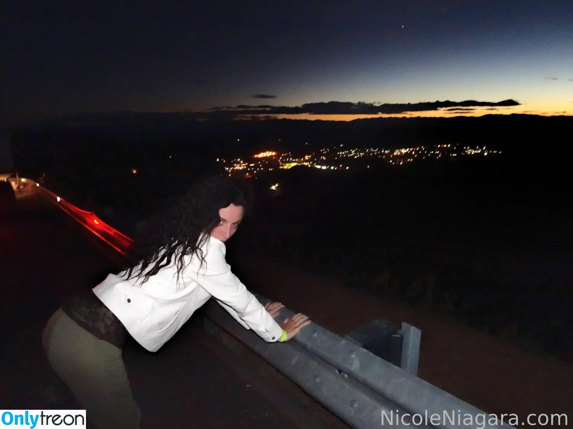 NicoleNiagara nude photo #0026 (nicolelynne_photography)