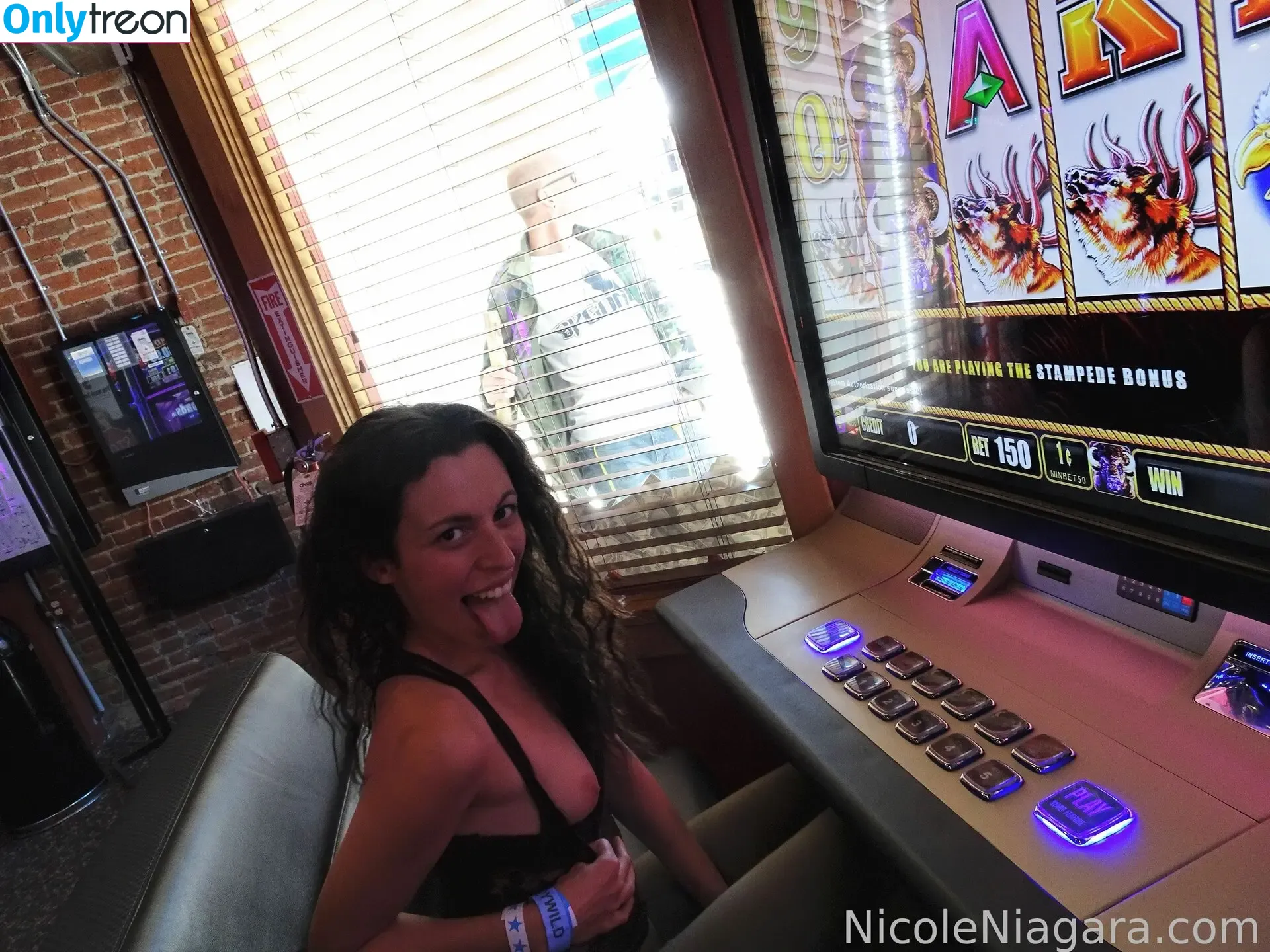NicoleNiagara nude photo #0032 (nicolelynne_photography)