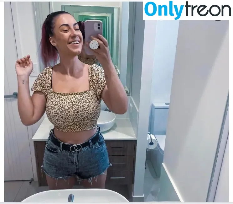 NicsandNacs nude photo #0001 (nicnacfattass)