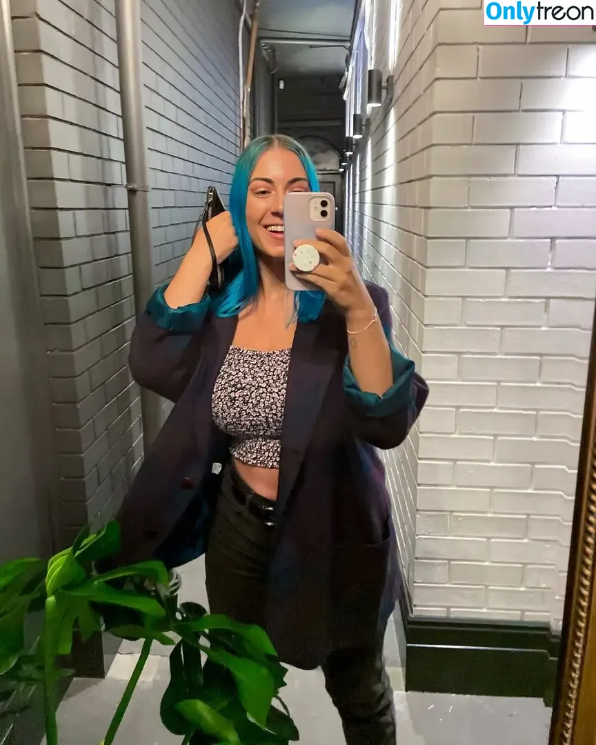 NicsandNacs nude photo #0020 (nicnacfattass)