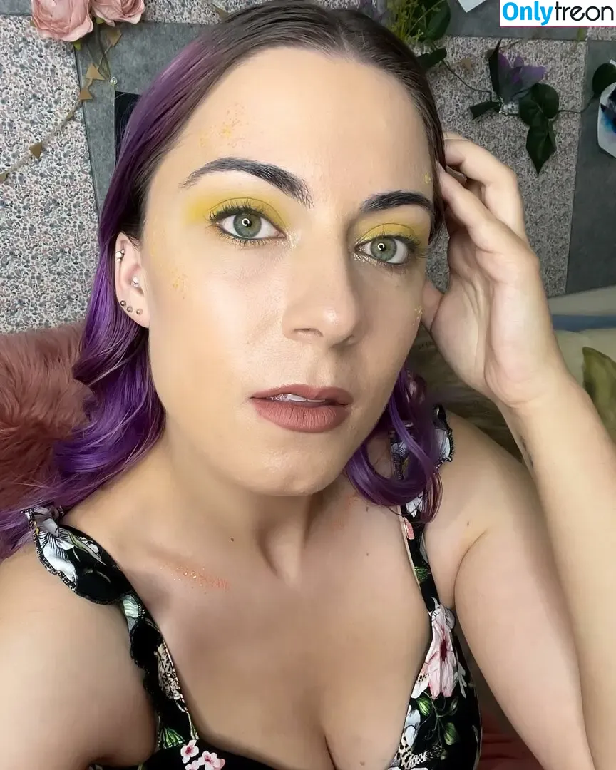 NicsandNacs nude photo #0022 (nicnacfattass)