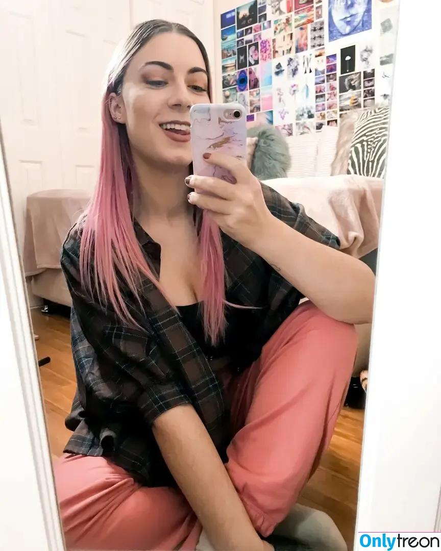 NicsandNacs nude photo #0028 (nicnacfattass)