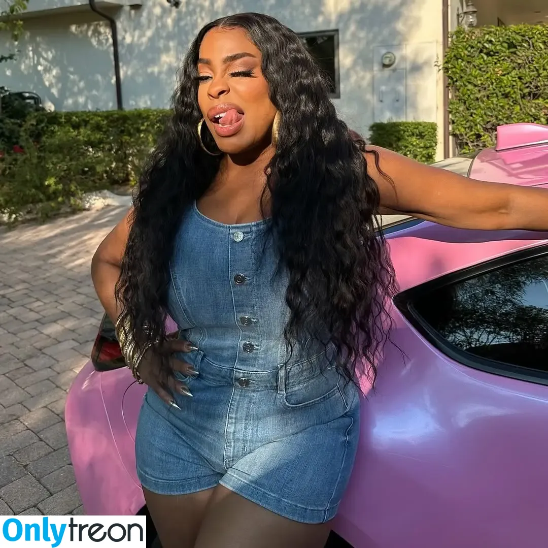 Niecy Nash nude photo #0124 (niecynash1)