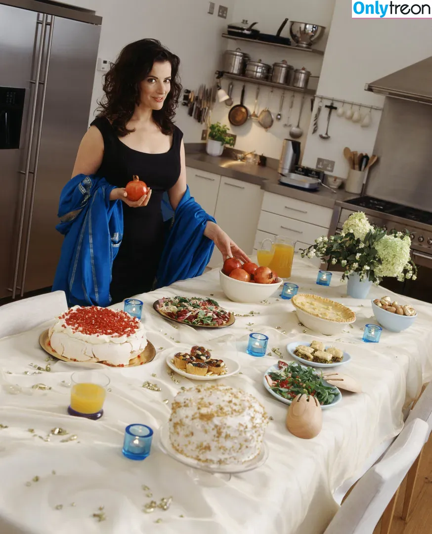 Nigella Lawson nude photo #0003 (nigellalawson)