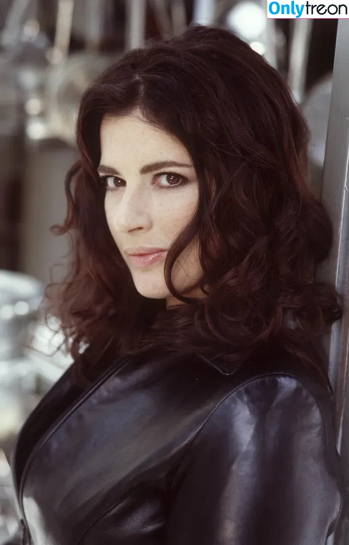 Nigella Lawson nude photo #0008 (nigellalawson)