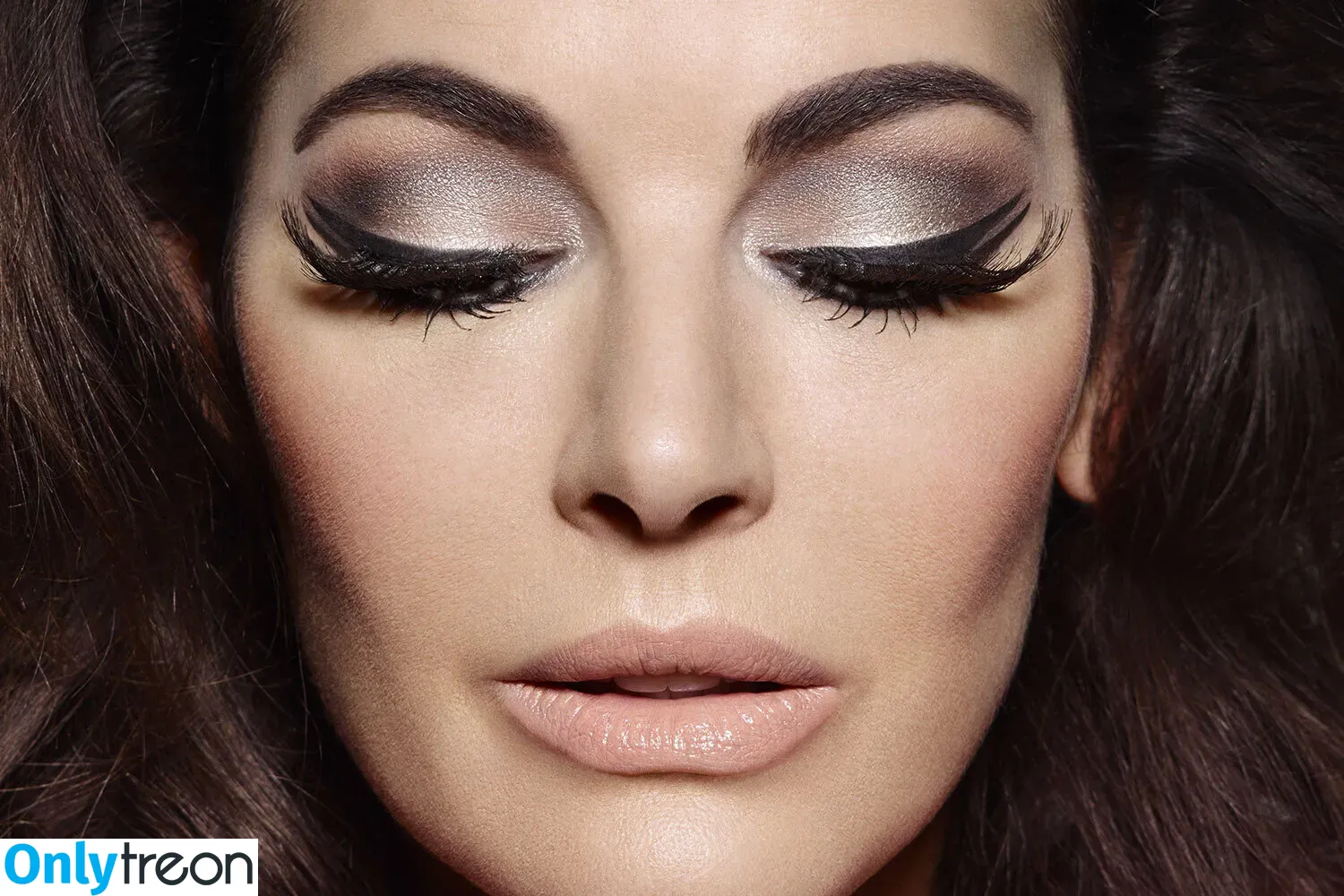 Nigella Lawson nude photo #0025 (nigellalawson)