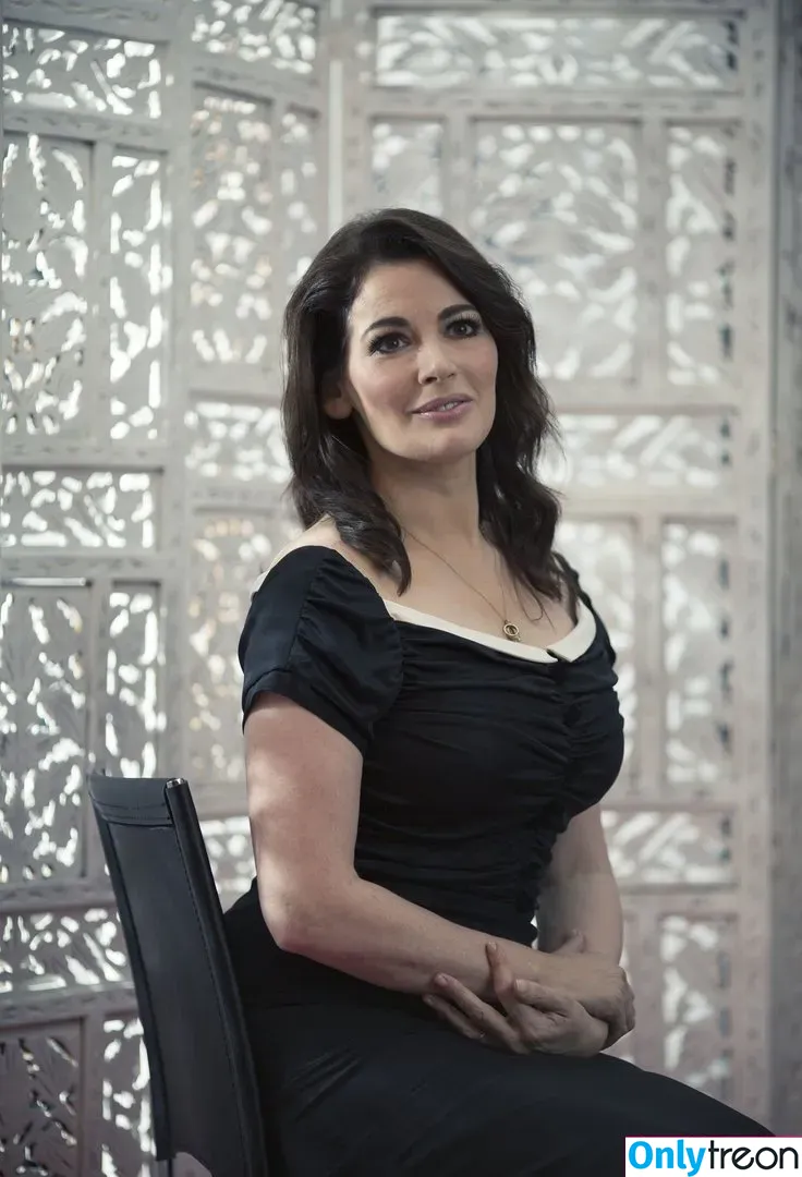 Nigella Lawson nude photo #0034 (nigellalawson)