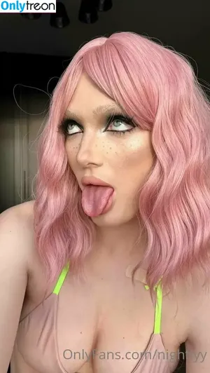  nude photo #0010