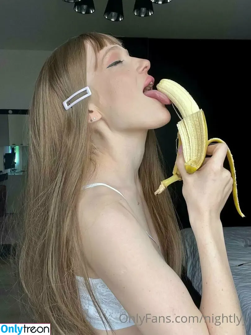 nightlyy_me nude photo #0038 (nightlyy_me)