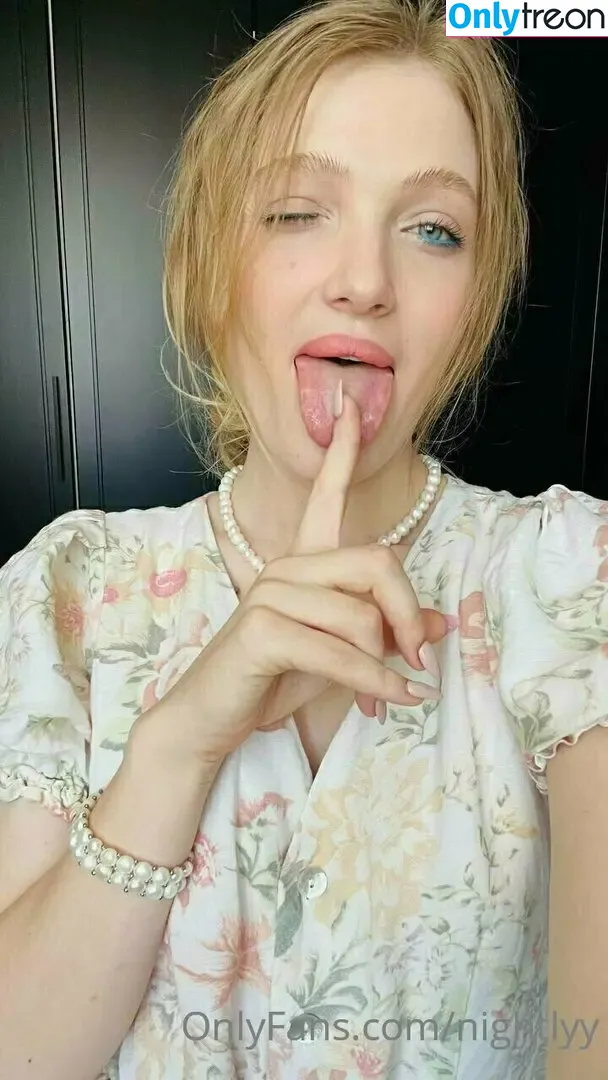 nightlyy_me nude photo #0039 (nightlyy_me)