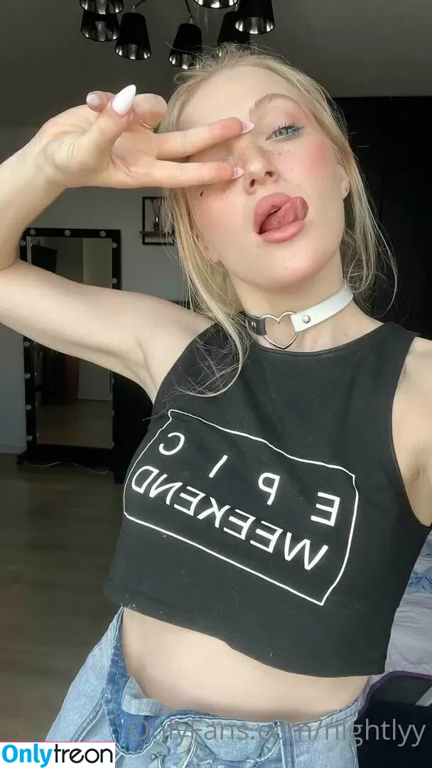 nightlyy_me nude photo #0075 (nightlyy_me)
